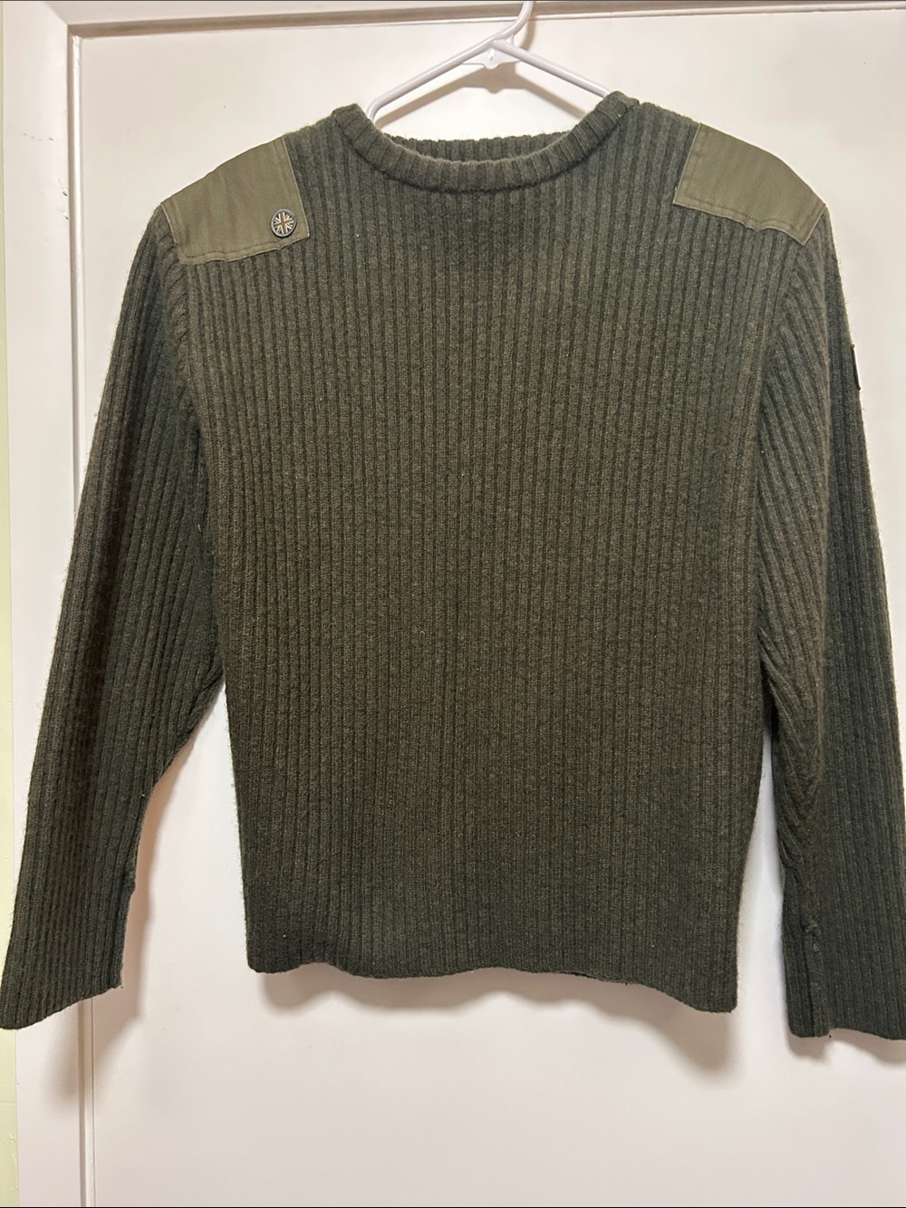 Ribbed Crewneck Sweater in Olive with Shoulder Patch Detail
